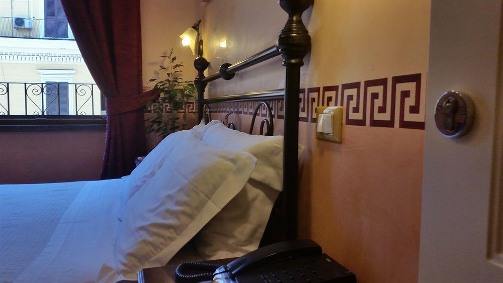 Le Suite Di Via Ottaviano - Suite In Rome B&B Zewnętrze zdjęcie