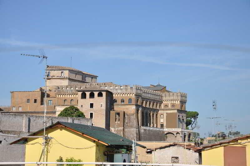 Le Suite Di Via Ottaviano - Suite In Rome B&B Zewnętrze zdjęcie